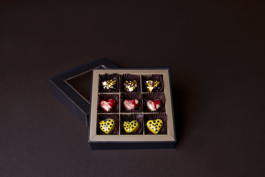 Mix Box of Amore collection